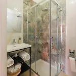 Beautiful 38 בית הארחה 4*