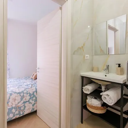 Beautiful 38 Gasthuis Napels